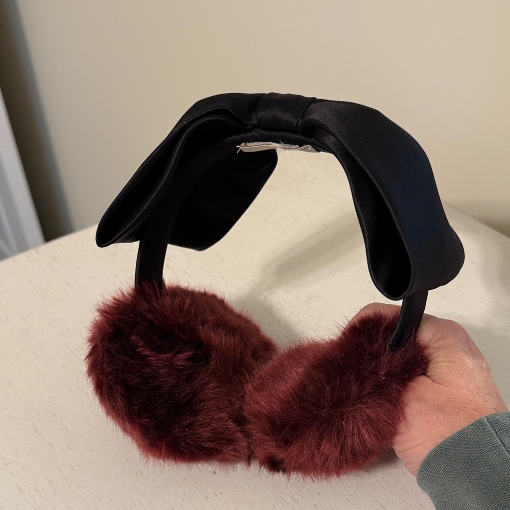 Kate Spade Women’s Hats Off Earmuffs / Black Bow and Burgundy Fur Earmuffs